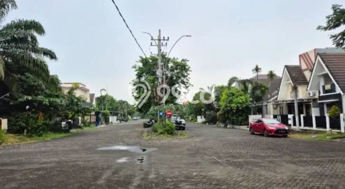 Rumah Minimalis 3 KT LT 160m2 di Sukomanunggal Rumah Minimalis 3 KT LT 160m2 di Sukomanunggal