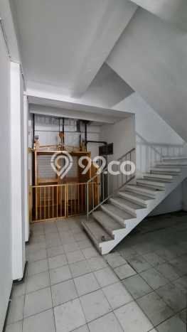 Ruko Bagus Dijual LB 243m2 Lokasi Strategis Surabaya Area Cocok untuk Berbisnis Ruko Bagus Dijual LB 243m2 Lokasi Strategis Surabaya Area Cocok untuk Berbisnis