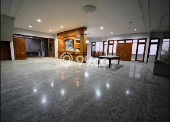 Hunian Mewah Siap Huni LT 1050m2 di Dukuh Pakis, Surabaya Hunian Mewah Siap Huni LT 1050m2 di Dukuh Pakis, Surabaya