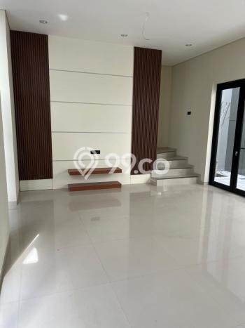 Rumah Eksklusif Dijual LT 192m2 di Dukuh Pakis, Surabaya Rumah Eksklusif Dijual LT 192m2 di Dukuh Pakis, Surabaya