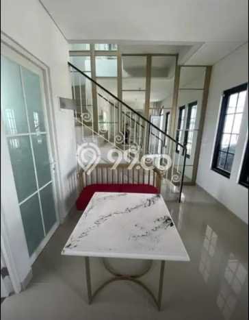 Dijual Rumah Strategis Bagus Punya 2 KT di Wiyung Surabaya - Dijual Rumah Strategis Bagus Punya 2 KT di Wiyung Surabaya -