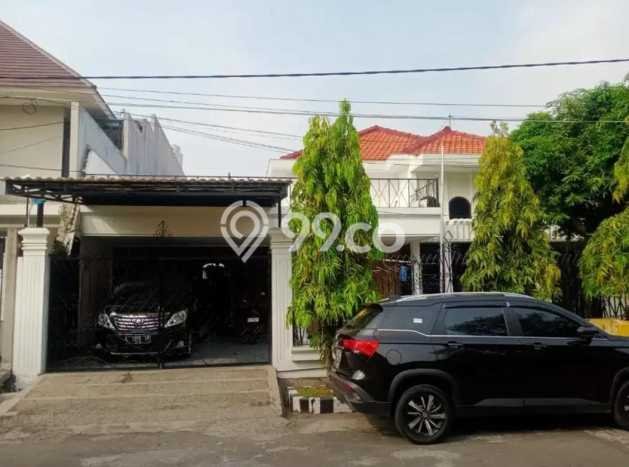 Rumah Mewah LB 500m2 Siap Huni Desain Elegan di Kertajaya, Surabaya Rumah Mewah LB 500m2 Siap Huni Desain Elegan di Kertajaya, Surabaya