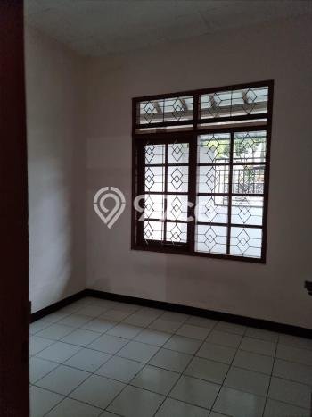 Rumah Asri area Margahayu, 2 KM, Luas 135m² LB 110m² Rumah Asri area Margahayu, 2 KM, Luas 135m² LB 110m²