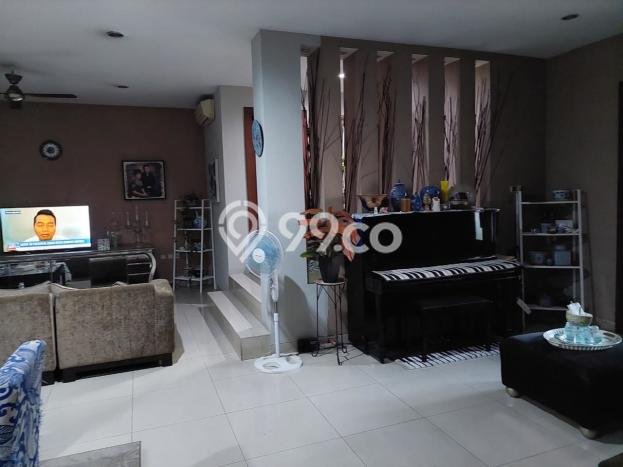 Hunian Mewah LB 300m2 Siap Pakai Desain Elegan di Pondok Bambu, Jakarta Timur Hunian Mewah LB 300m2 Siap Pakai Desain Elegan di Pondok Bambu, Jakarta Timur