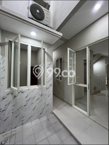 Dijual Cepat Rumah Bagus Siap Huni LB 140m2 di Tandes, Surabaya Dijual Cepat Rumah Bagus Siap Huni LB 140m2 di Tandes, Surabaya