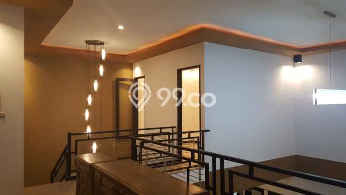 Rumah Luxury Modern Tanpa Renovasi di Surabaya Kota Surabaya Rumah Luxury Modern Tanpa Renovasi di Surabaya Kota Surabaya
