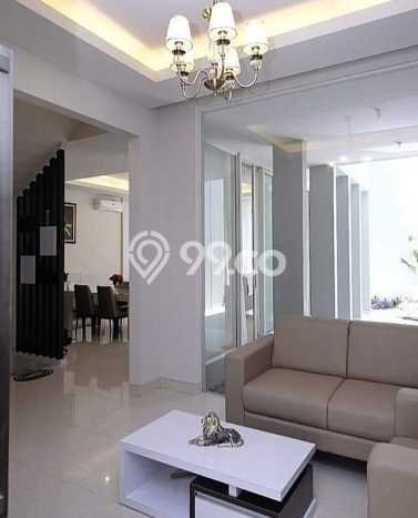 Ready to Use! Luxury House LT 240m2 Desain Elegan di Wisata Bukit Mas Ready to Use! Luxury House LT 240m2 Desain Elegan di Wisata Bukit Mas