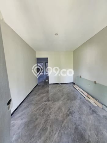 Rumah PREMIUM di Citraland, Surabaya, LT 300m² LB 729m² HARGA TERBAIK! Rumah PREMIUM di Citraland, Surabaya, LT 300m² LB 729m² HARGA TERBAIK!