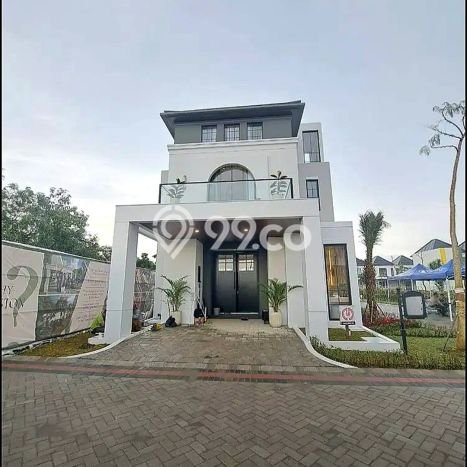 Dijual Cepat Rumah Bagus Siap Huni LB 152m2 di Wiyung, Surabaya Dijual Cepat Rumah Bagus Siap Huni LB 152m2 di Wiyung, Surabaya