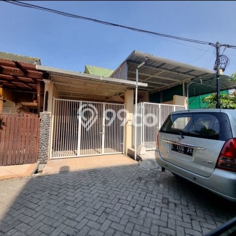 Jual Rumah Favorit Siap Huni LB 120m2 di Wiyung, Surabaya Jual Rumah Favorit Siap Huni LB 120m2 di Wiyung, Surabaya