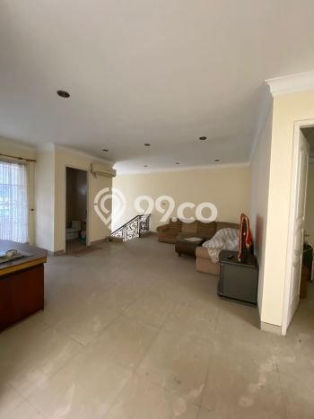 Jual Rumah Luas Elegan Dengan View Eksklusif di Darmo permai, Surabaya Jual Rumah Luas Elegan Dengan View Eksklusif di Darmo permai, Surabaya