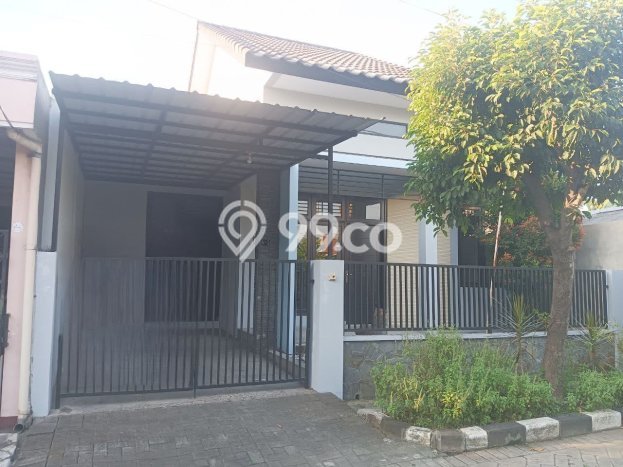 Hunian Cantik Modern Lb 97m2 di Wiyung, Surabaya Hunian Cantik Modern Lb 97m2 di Wiyung, Surabaya