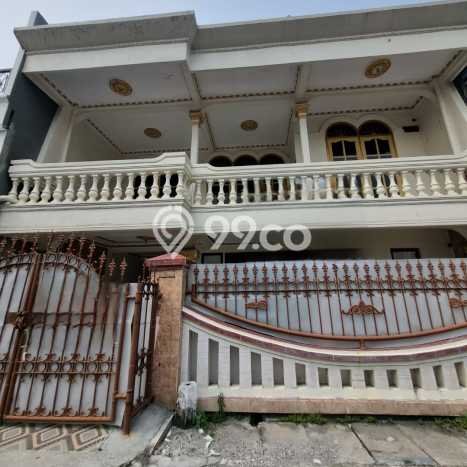 Hunian Cantik Modern Lb 135m2 di Wiyung, Surabaya Hunian Cantik Modern Lb 135m2 di Wiyung, Surabaya
