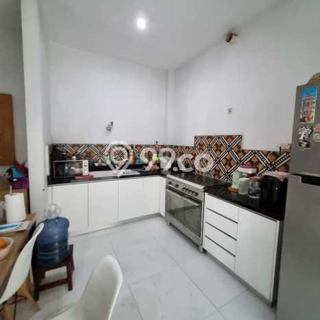 Dijual Cepat Rumah Favorit Siap Huni LB 270m2 di Wiyung, Surabaya Dijual Cepat Rumah Favorit Siap Huni LB 270m2 di Wiyung, Surabaya