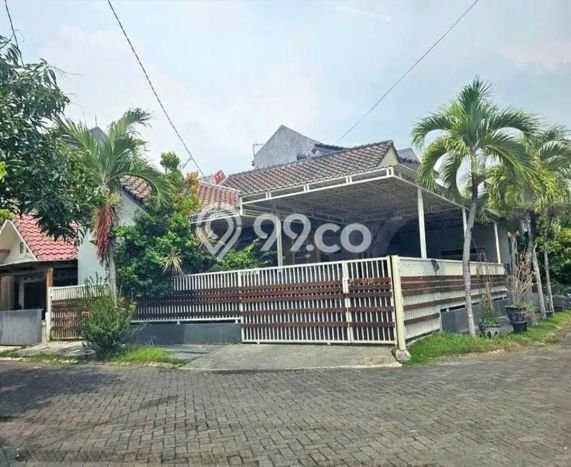 Hunian Nyaman untuk Keluarga area Wiyung - 4 KT Hunian Nyaman untuk Keluarga area Wiyung - 4 KT