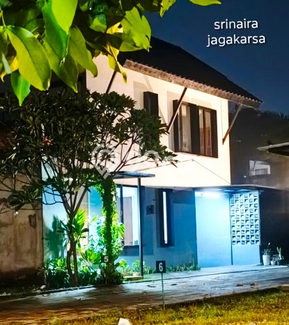 Hunian Cantik Minimalis Lb 110m2 di Jagakarsa, Jakarta Selatan Hunian Cantik Minimalis Lb 110m2 di Jagakarsa, Jakarta Selatan
