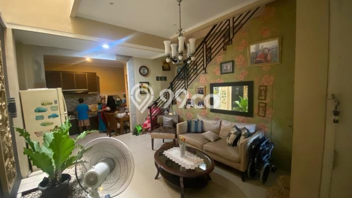 Ready to Use! Premium House LT 165m2 Desain Elegan di Bintaro Ready to Use! Premium House LT 165m2 Desain Elegan di Bintaro