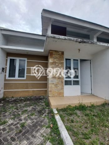 Rumah Sederhana Dijual Lokasi Menganti 2 Kamar dengan Luas Tanah 72m2 Rumah Sederhana Dijual Lokasi Menganti 2 Kamar dengan Luas Tanah 72m2