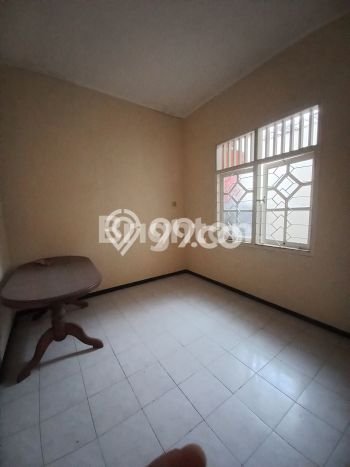 Hunian Cantik Modern Lb 200m2 di Gubeng, Surabaya Hunian Cantik Modern Lb 200m2 di Gubeng, Surabaya