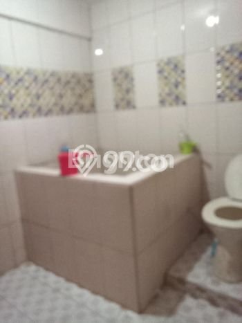 For Sale Rumah 4 Kamar Lokasi Strategis Nyaman dan Strategis di Rungkut For Sale Rumah 4 Kamar Lokasi Strategis Nyaman dan Strategis di Rungkut