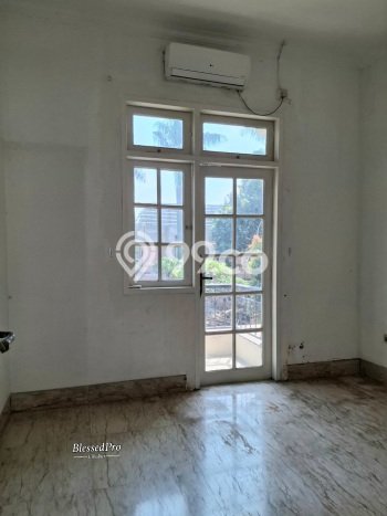 Rumah Luxury Modern Tanpa Renovasi di Legenda Wisata Bogor Rumah Luxury Modern Tanpa Renovasi di Legenda Wisata Bogor