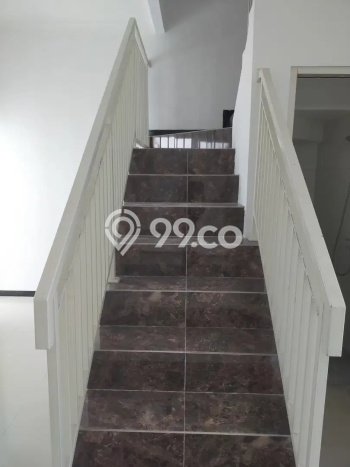 Dijual Rumah Eksklusif 3 KT di Mulyosari, Surabaya Dijual Rumah Eksklusif 3 KT di Mulyosari, Surabaya