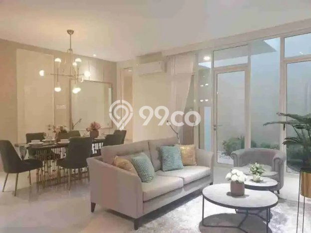 Jual Rumah Luas Megah Dengan View Eksklusif di Pakuwon City, Surabaya Jual Rumah Luas Megah Dengan View Eksklusif di Pakuwon City, Surabaya