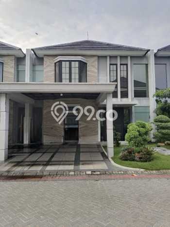 Ready to Use! Luxury House LT 160m2 Desain Elegan di Pakuwon City Ready to Use! Luxury House LT 160m2 Desain Elegan di Pakuwon City
