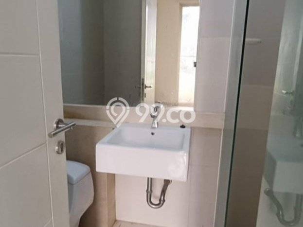 Disewakan! Rumah 3 Kamar Tidur &
3 Kamar Mandi di Pakuwon City, Surabaya Disewakan! Rumah 3 Kamar Tidur &
3 Kamar Mandi di Pakuwon City, Surabaya