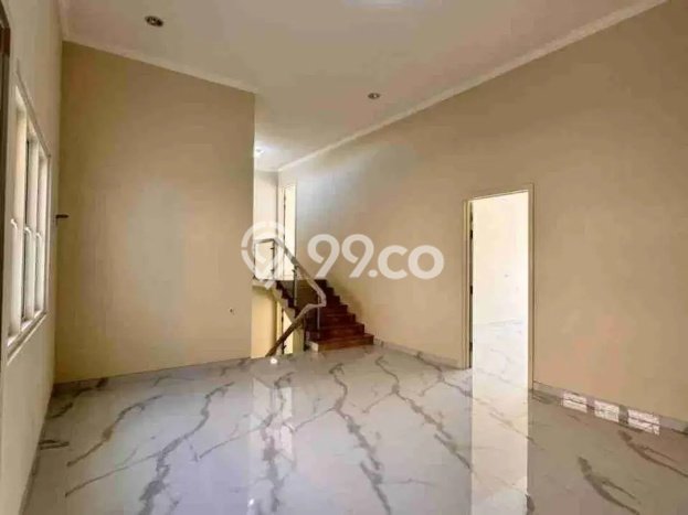 Rumah Mewah LB 300m2 Siap Huni Desain Elegan di Pakuwon CIty, Surabaya Rumah Mewah LB 300m2 Siap Huni Desain Elegan di Pakuwon CIty, Surabaya