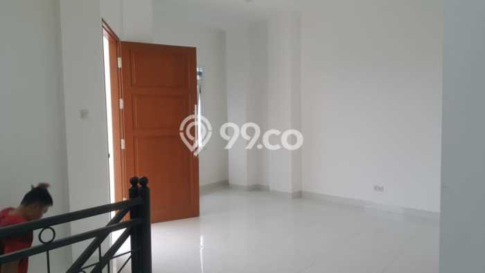 Rumah Strategis Modern Lb 200m2 di Kiaracondong, Bandung Rumah Strategis Modern Lb 200m2 di Kiaracondong, Bandung