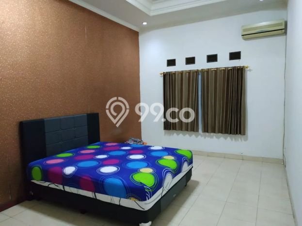 Disewakan! Rumah 5 Kamar Tidur &
5 Kamar Mandi di Mekar Wangi, Bandung Disewakan! Rumah 5 Kamar Tidur &
5 Kamar Mandi di Mekar Wangi, Bandung
