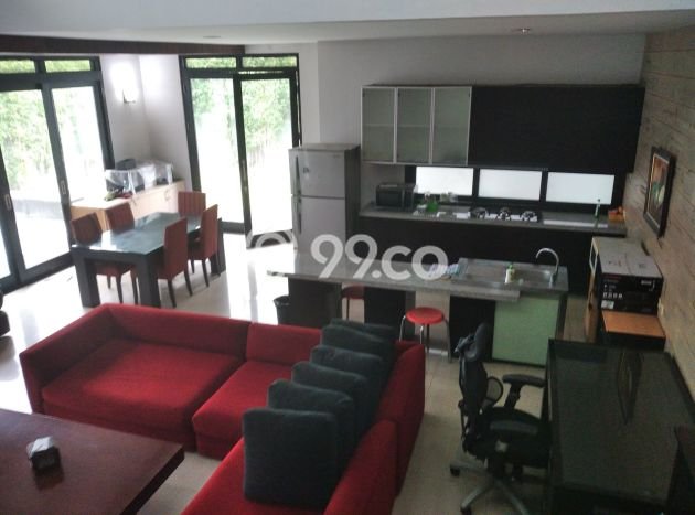Rumah Elit Modern Tanpa Renovasi di Pasteur Bandung Rumah Elit Modern Tanpa Renovasi di Pasteur Bandung