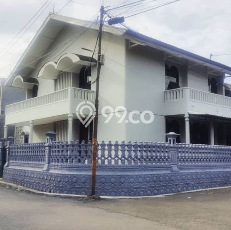 Jarang Ada! Rumah Kontrakan 4 Kamar Nyaman Siap Huni BKR Jarang Ada! Rumah Kontrakan 4 Kamar Nyaman Siap Huni BKR