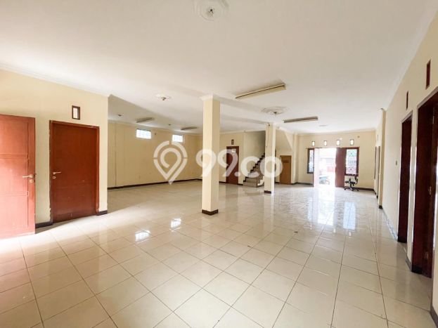 Hunian Eksklusif Siap Huni LT 753m2 di Kiaracondong, Bandung Hunian Eksklusif Siap Huni LT 753m2 di Kiaracondong, Bandung