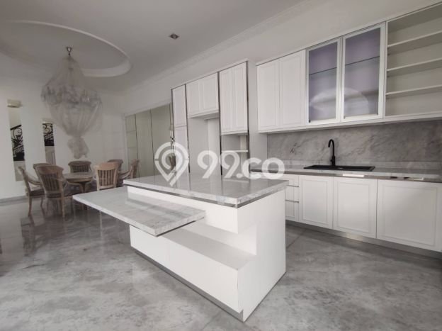 For Sale! Luxury House LT 450m2 Desain Modern di Mekar Wangi For Sale! Luxury House LT 450m2 Desain Modern di Mekar Wangi