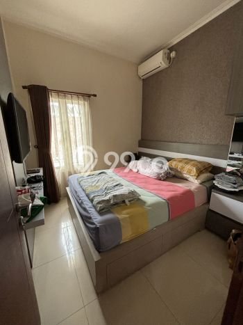 Disewakan! Rumah 5 Kamar Tidur &
4 Kamar Mandi di Buah Batu, Bandung Disewakan! Rumah 5 Kamar Tidur &
4 Kamar Mandi di Buah Batu, Bandung