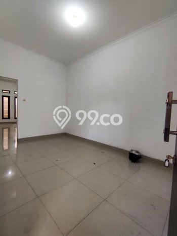 For Sale Hunian Rumah Terawat 5 KT di Turangga, Bandung For Sale Hunian Rumah Terawat 5 KT di Turangga, Bandung