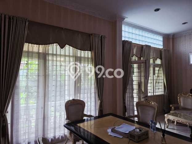 Ready to Use! Premium House LT 567m2 Desain Modern di Moch Toha Ready to Use! Premium House LT 567m2 Desain Modern di Moch Toha