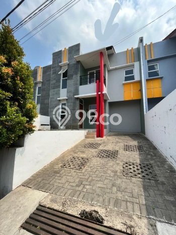 Rumah Modern 2 Kamar LT 68m2 di Cisarua Rumah Modern 2 Kamar LT 68m2 di Cisarua