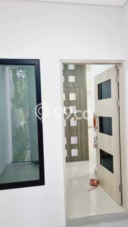 For Sale! Luxury House LT 182m2 Desain Modern di Pondok Hijau For Sale! Luxury House LT 182m2 Desain Modern di Pondok Hijau