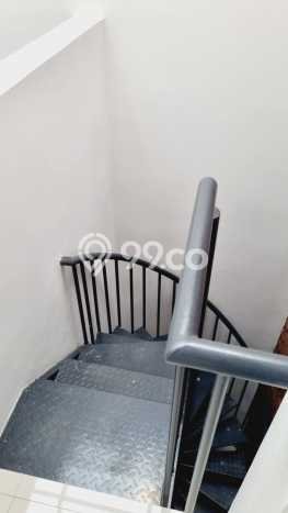 For Sale! Luxury House LT 182m2 Desain Modern di Pondok Hijau For Sale! Luxury House LT 182m2 Desain Modern di Pondok Hijau
