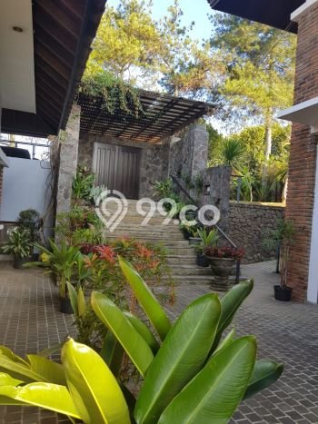 Dijual Rumah Premium dengan Fasilitas Sekitar Komplit di Cimenyan, Bandung Dijual Rumah Premium dengan Fasilitas Sekitar Komplit di Cimenyan, Bandung
