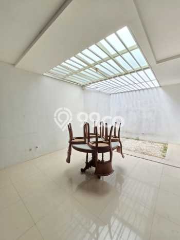 Hunian Mewah Dijual LT 180m2 di Batununggal, Bandung Hunian Mewah Dijual LT 180m2 di Batununggal, Bandung