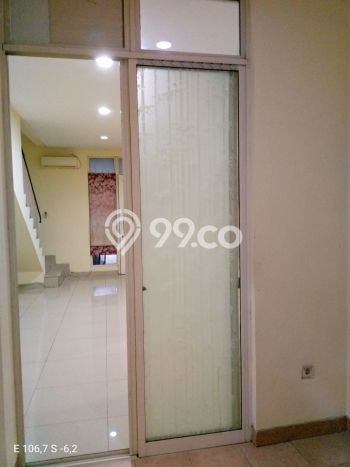 Jual Rumah Eksklusif 3 KT di Green Lake City, Jakarta Barat Jual Rumah Eksklusif 3 KT di Green Lake City, Jakarta Barat