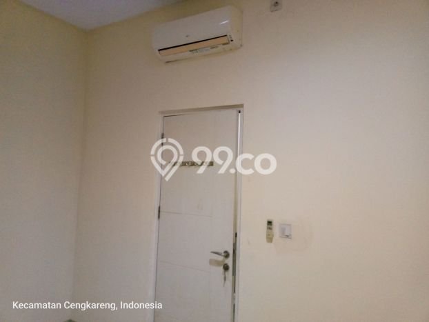 Jual Rumah Eksklusif 3 KT di Green Lake City, Jakarta Barat Jual Rumah Eksklusif 3 KT di Green Lake City, Jakarta Barat