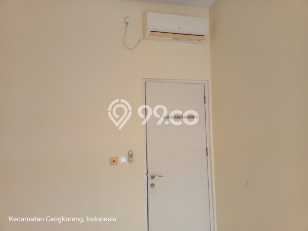 Jual Rumah Eksklusif 3 KT di Green Lake City, Jakarta Barat Jual Rumah Eksklusif 3 KT di Green Lake City, Jakarta Barat