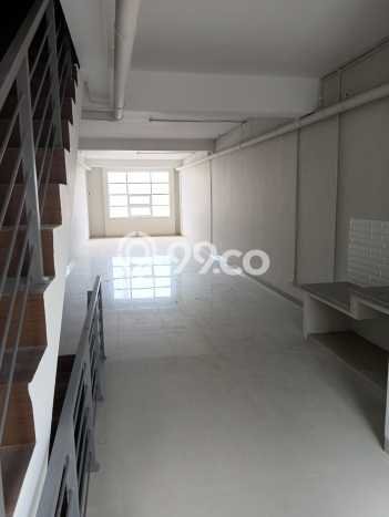 HARGA BERSAING! Ruko Kawasan Astanaanyar, Luas 194m2m², Area Komersial HARGA BERSAING! Ruko Kawasan Astanaanyar, Luas 194m2m², Area Komersial