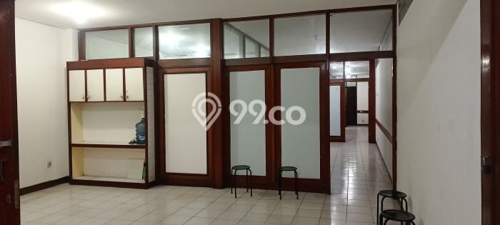 LOKASI STRATEGIS! Komersial For Rent di , Luas 115m2m², Area Bisnis LOKASI STRATEGIS! Komersial For Rent di , Luas 115m2m², Area Bisnis