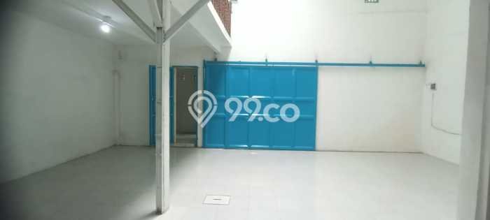 Komersial Siap Pakai Kawasan Sudirman, Luas 120m², Area Komersial, Akses Bagus Komersial Siap Pakai Kawasan Sudirman, Luas 120m², Area Komersial, Akses Bagus